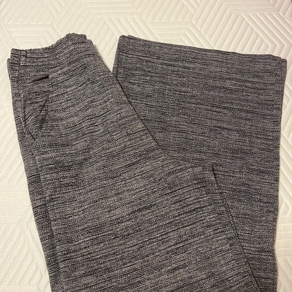 Banana Republic wide-leg pull up slacks in heather gray XS - Picture 4 of 6